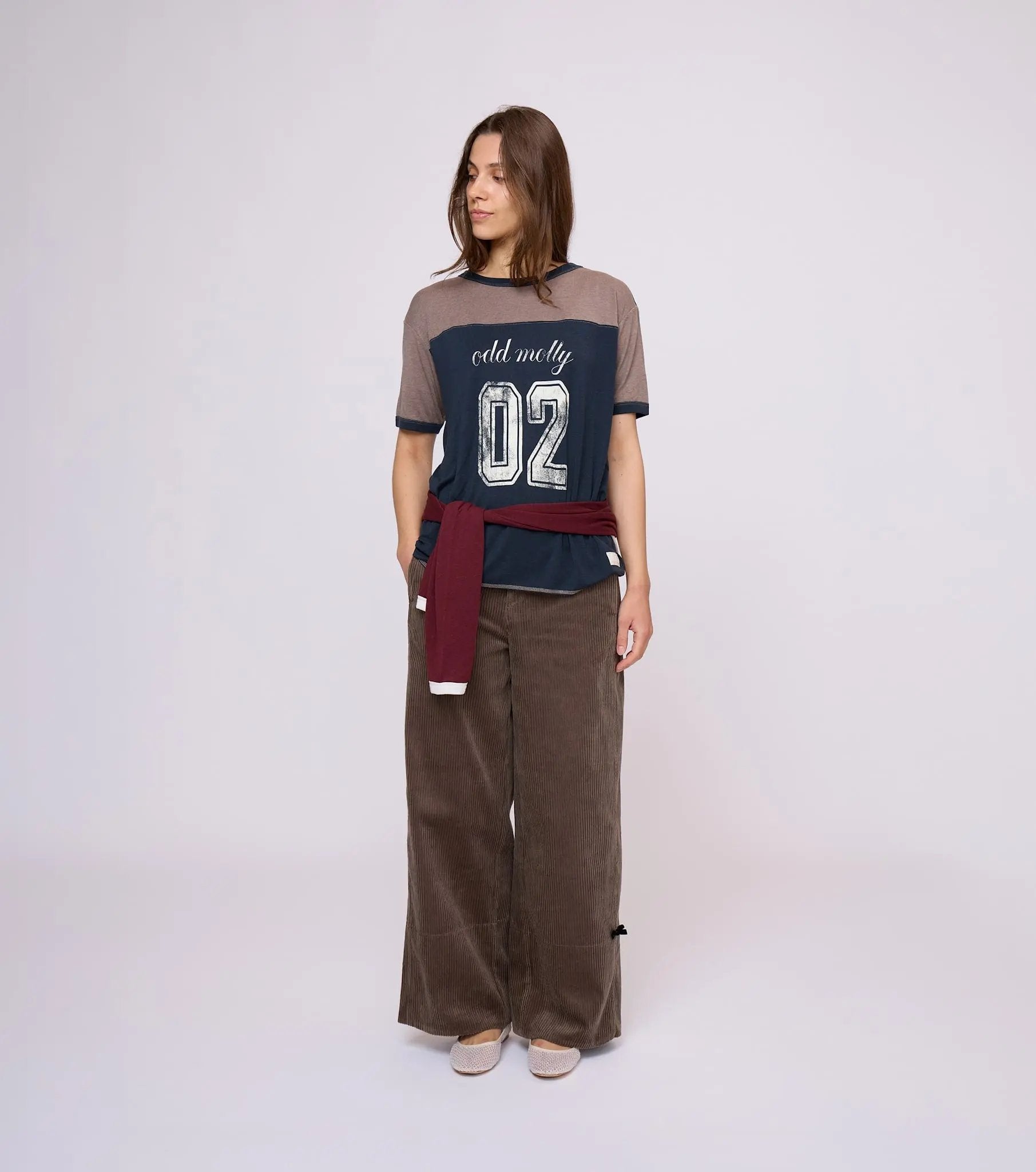 GamzeOM T-shirt Odd Molly