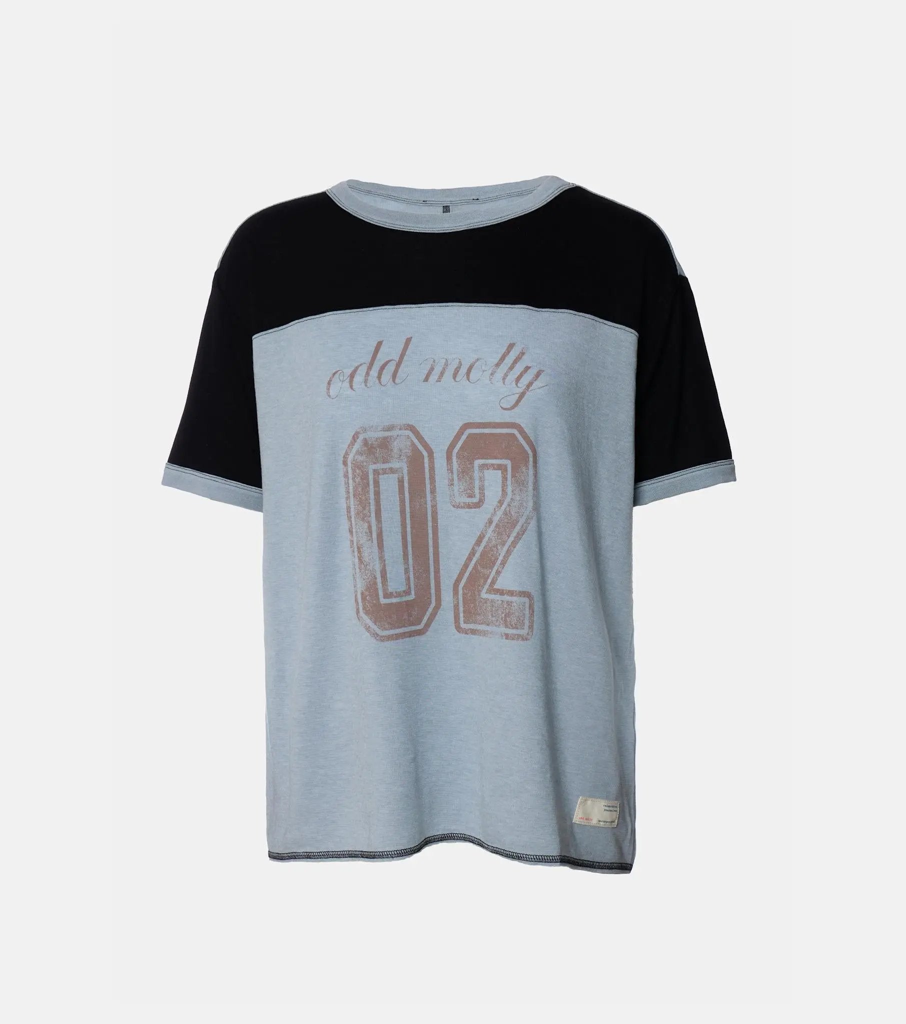 GamzeOM T-shirt Odd Molly