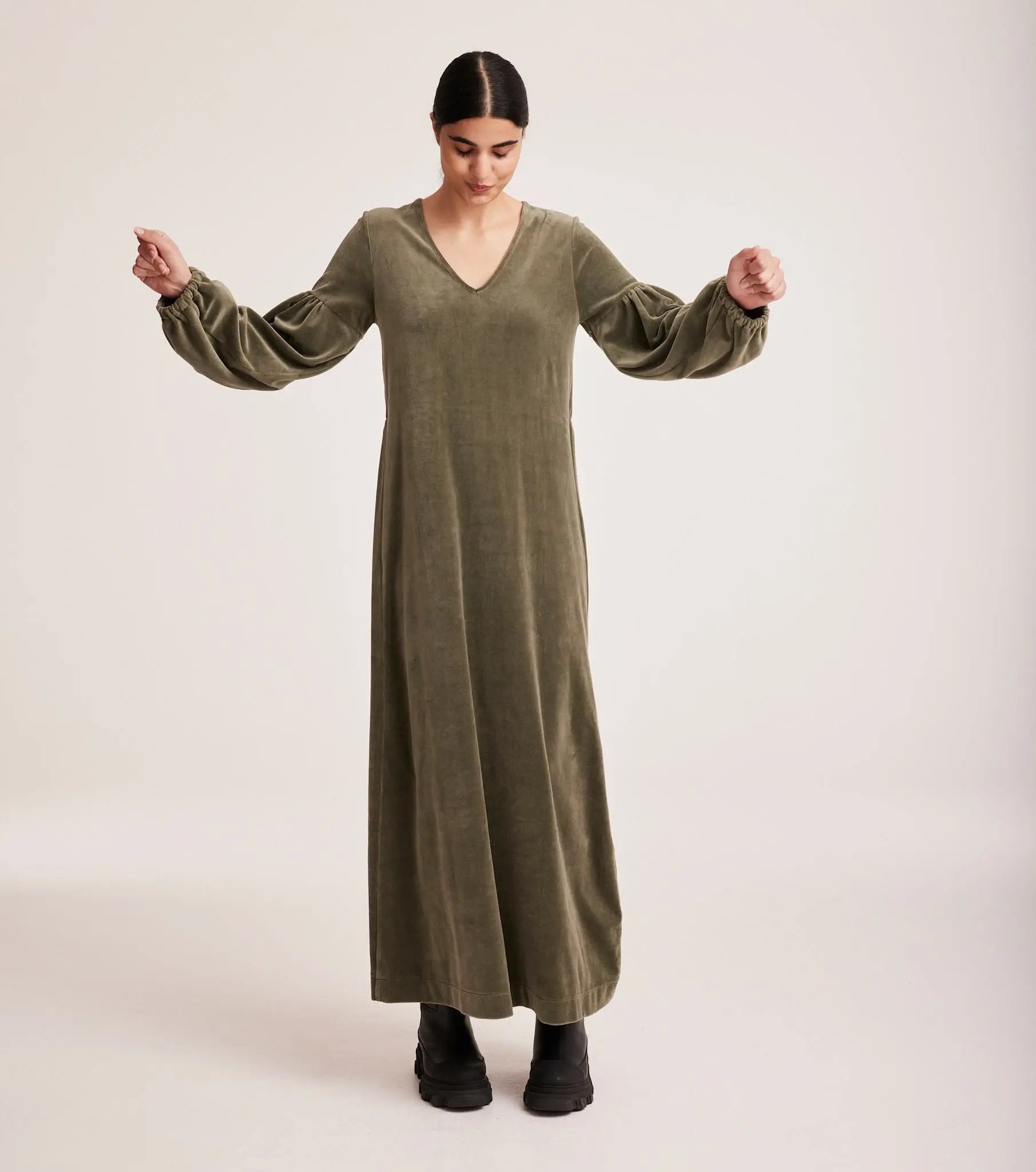 Carola Long Dress Odd Molly