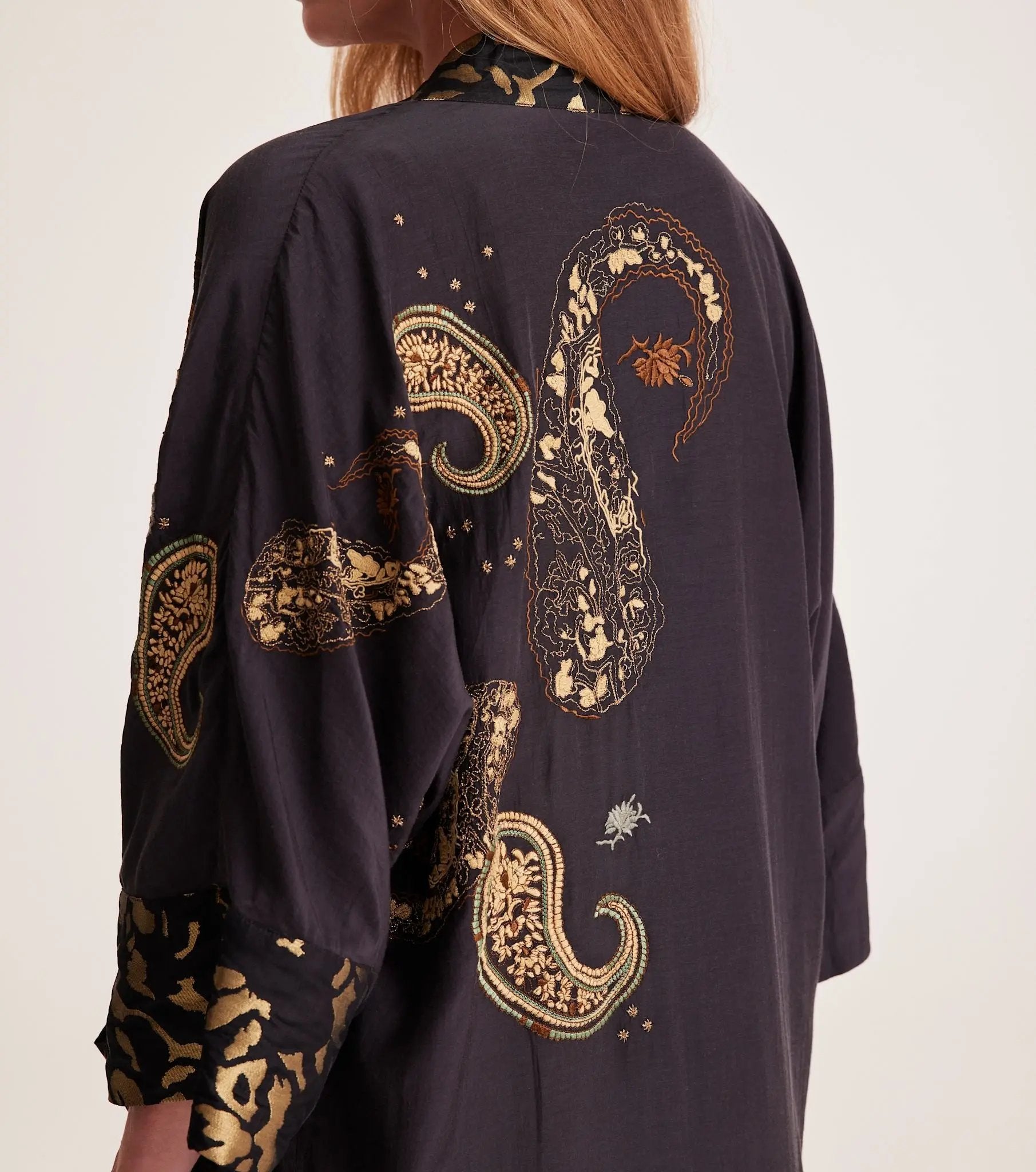 Alexis Kaftan Odd Molly